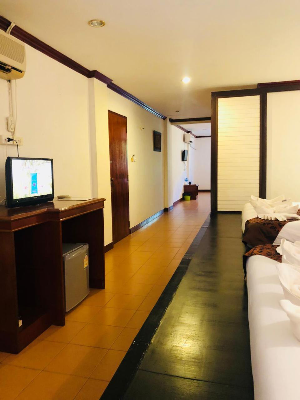 Aonang Terrace Hotel Krabi Bagian luar foto