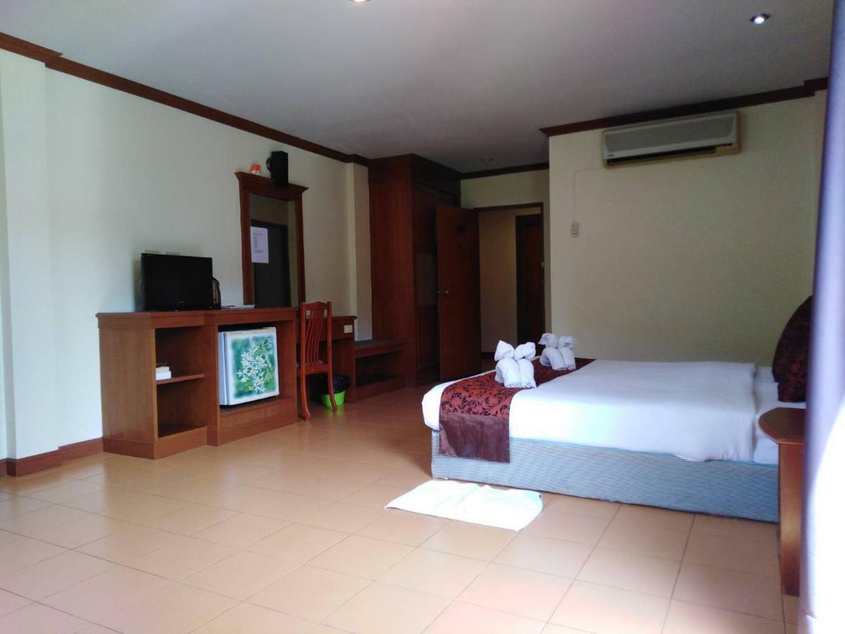 Aonang Terrace Hotel Krabi Bagian luar foto