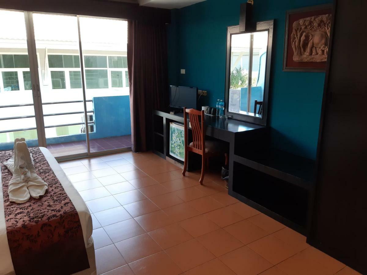 Aonang Terrace Hotel Krabi Bagian luar foto