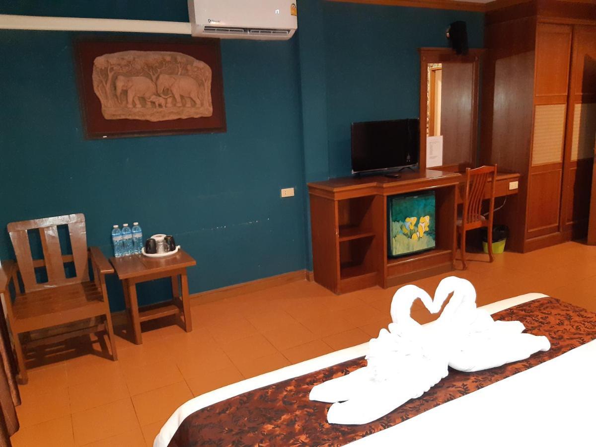 Aonang Terrace Hotel Krabi Bagian luar foto